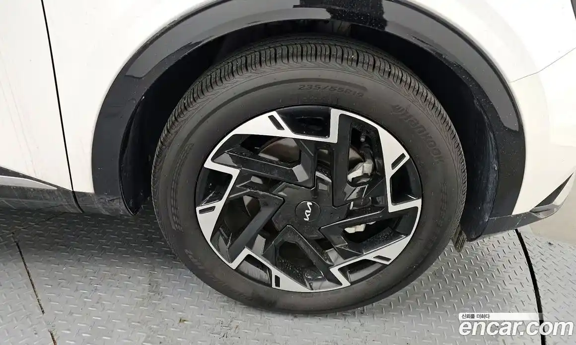 Kia Sportage 2023 1.6 Автомат в Москве № 131297, фото 8