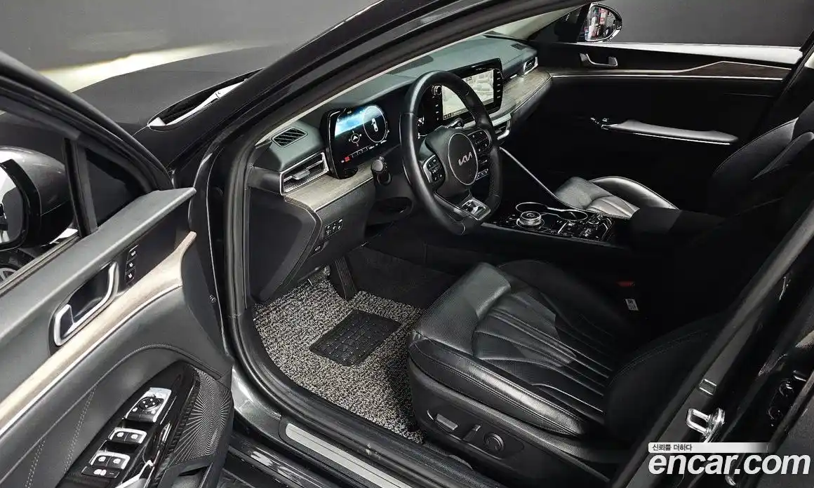 Kia K5 2023 1.6 Автомат в Москве № 131783, фото 15