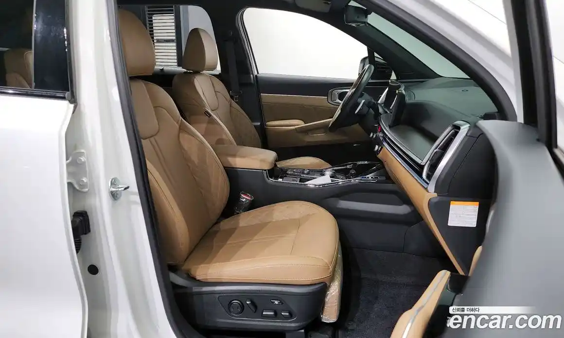 Kia Sorento 2024 1.6 Автомат в Москве № 131900, фото 4