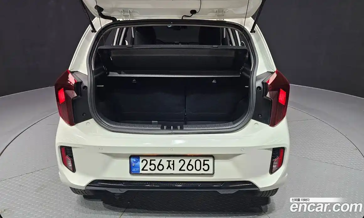 Kia Morning 2024 1.0 Автомат в Москве № 132231, фото 16