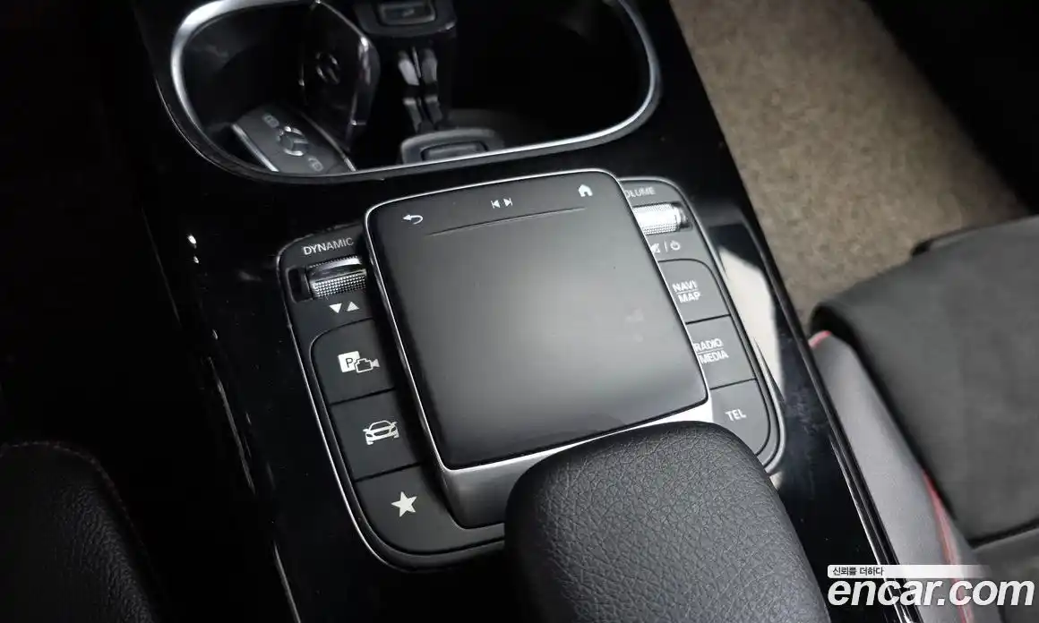 Mercedes-Benz CLA-Class 2022 2.0 Автомат в Москве № 137551, фото 14