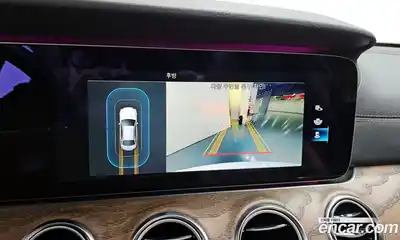 Mercedes-Benz E-Class 2021 2.0 Автомат в Москве № 138461, миниатюра 2