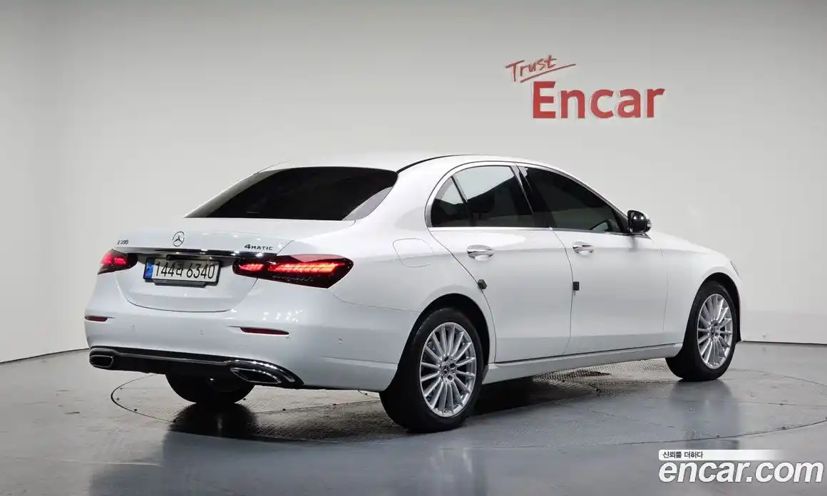 Mercedes-Benz E-Class 2021 2.0 Автомат в Москве № 138461, фото 7