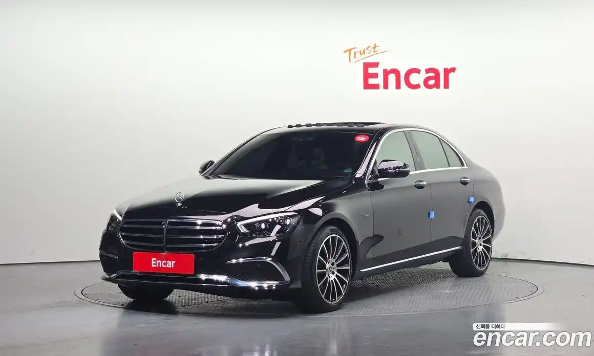 Mercedes-Benz E-Class 2021 2.0 Автомат в Москве № 138644, фото 13