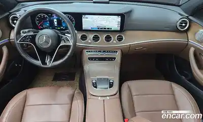 Mercedes-Benz E-Class 2021 2.0 Автомат в Москве № 138644, миниатюра 2