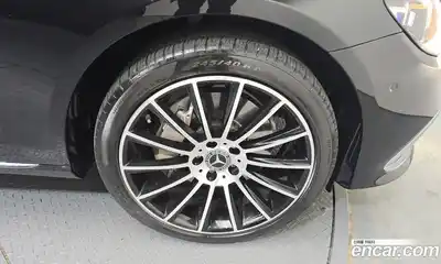 Mercedes-Benz E-Class 2021 2.0 Автомат в Москве № 138644, миниатюра 5