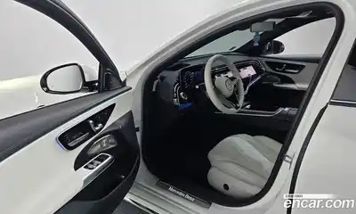 Mercedes-Benz E-Class, 2024