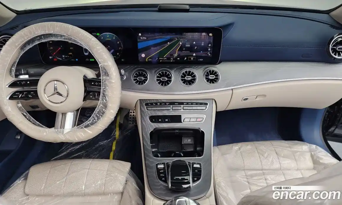 Mercedes-Benz E-Class 2023 3.0 Автомат в Москве № 142278, фото 3