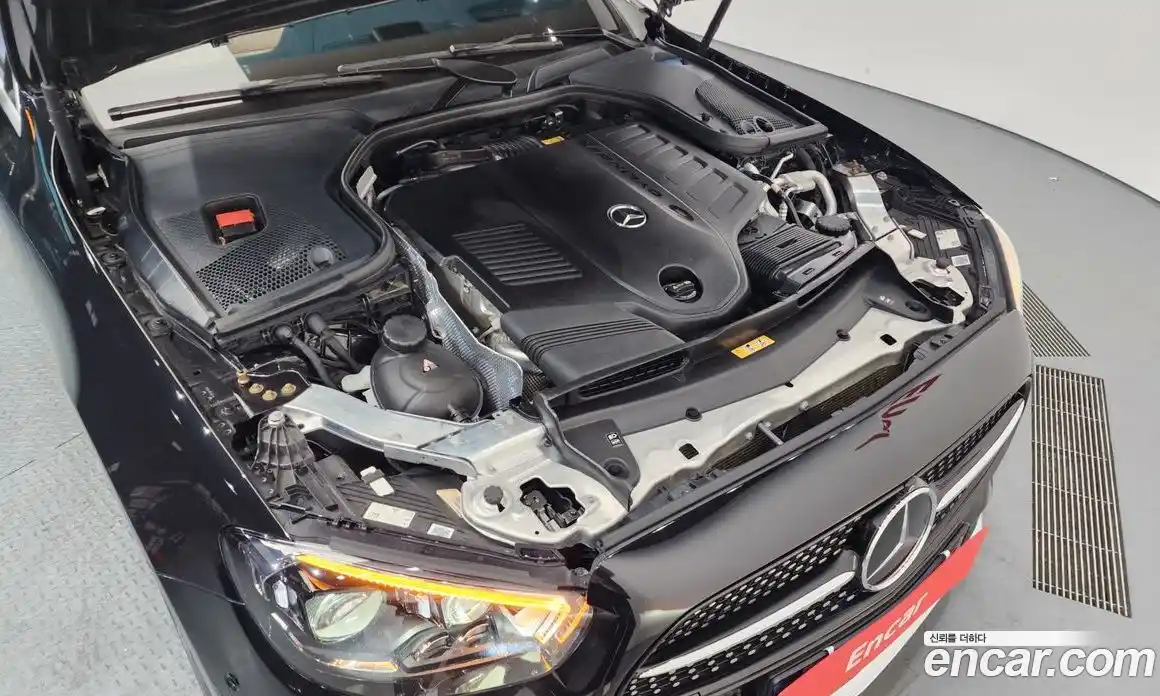 Mercedes-Benz E-Class 2023 3.0 Автомат в Москве № 142278, фото 10