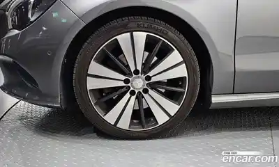 Mercedes-Benz CLA-Class 2017 2.0 Автомат в Москве № 143616, миниатюра 2