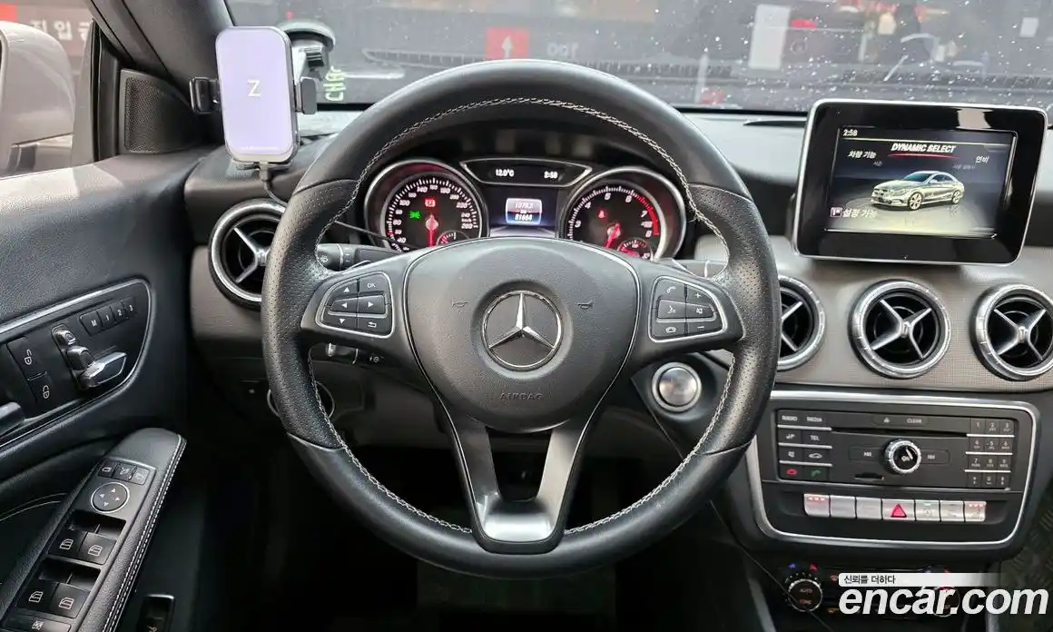 Mercedes-Benz CLA-Class 2017 2.0 Автомат в Москве № 143616, фото 7