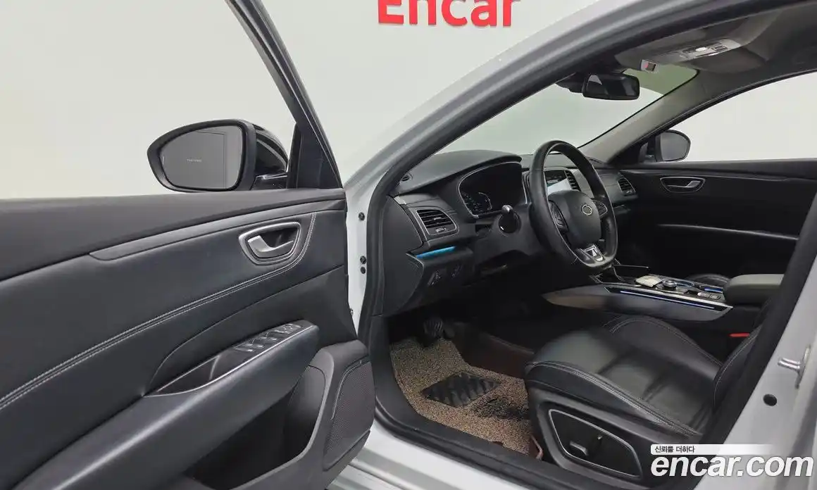 Renault SM6 2023 2.0 Автомат в Москве № 147843, фото 4