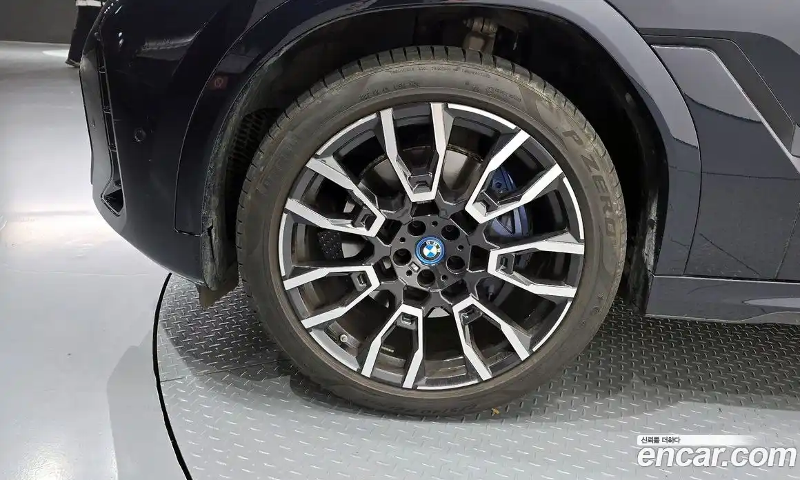 BMW X6 2024 3.0 Автомат в Москве № 154405, фото 10