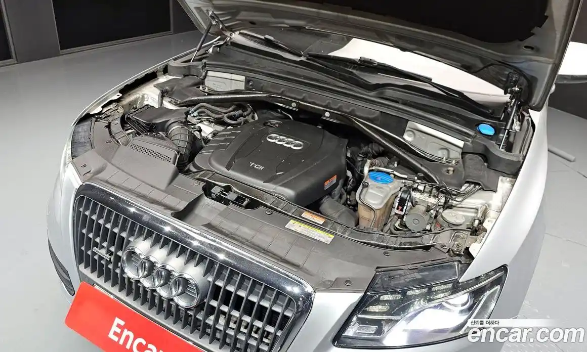 Audi Q5 2012 2.0 Автомат в Москве № 157511, фото 16