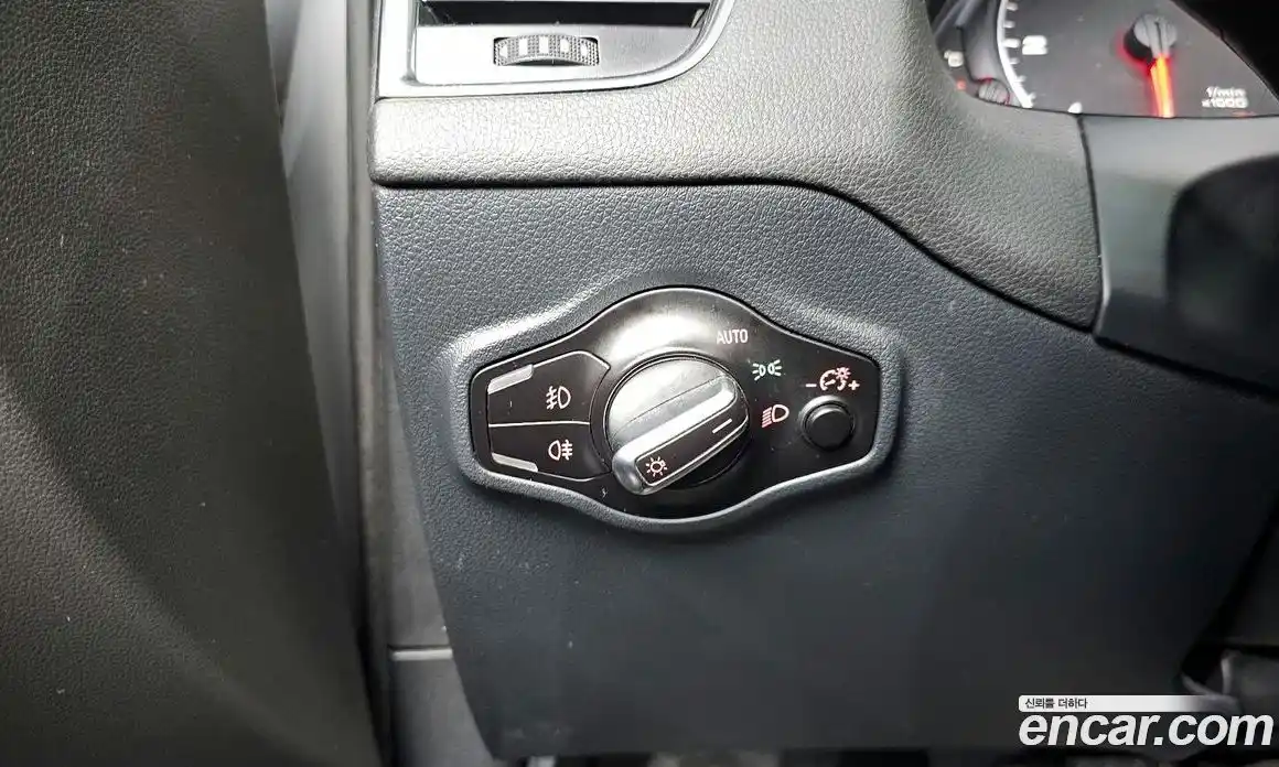 Audi Q5 2012 2.0 Автомат в Москве № 157511, фото 20