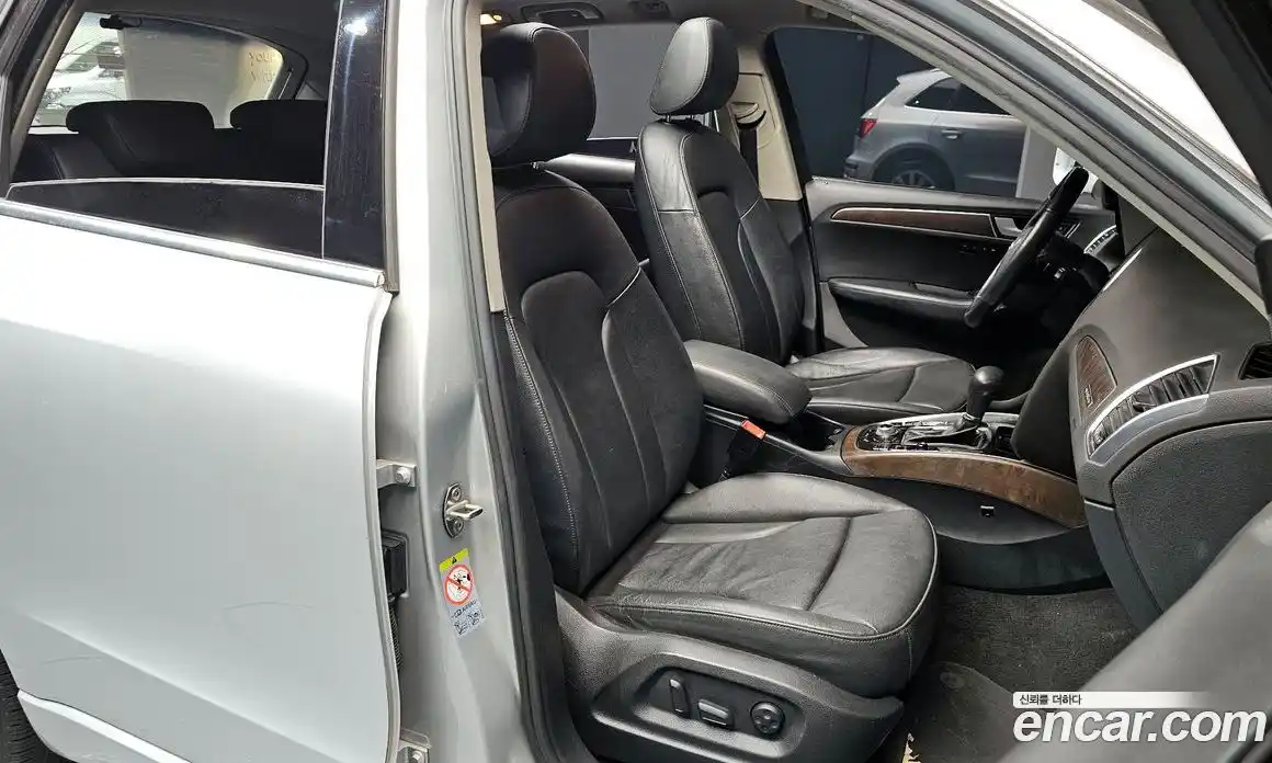 Audi Q5 2012 2.0 Автомат в Москве № 157511, фото 7