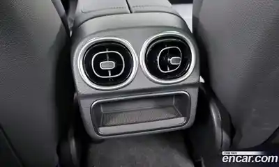 Mercedes-Benz C-Class 2025 2.0 Автомат в Москве № 160083, миниатюра 8