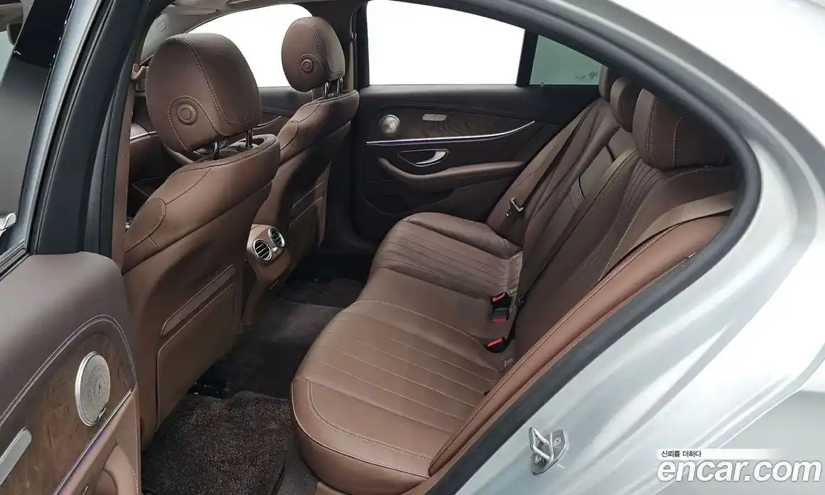 Mercedes-Benz E-Class 2017 2.0 Автомат в Москве № 160689, фото 5