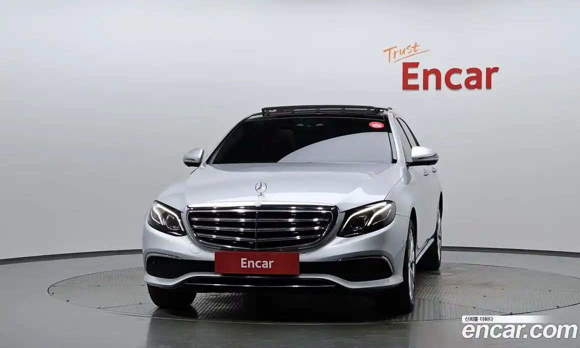 Mercedes-Benz E-Class 2017 2.0 Автомат в Москве № 160689, фото 6