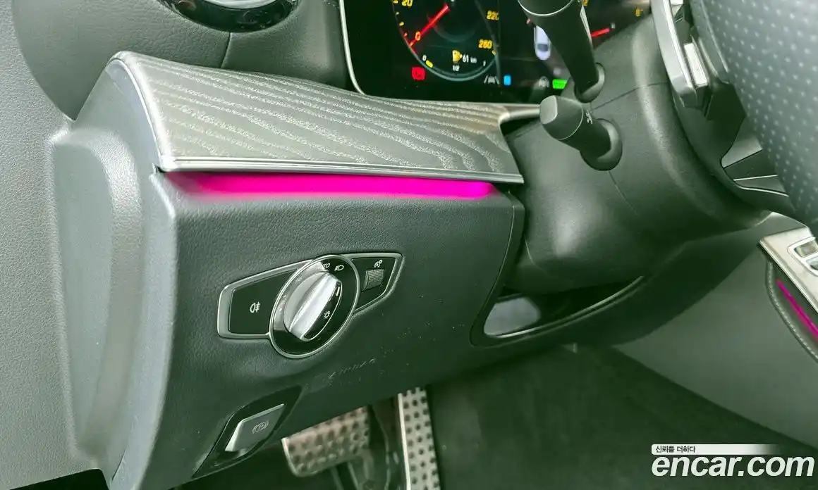 Mercedes-Benz E-Class 2021 2.0 Автомат в Москве № 160884, фото 18