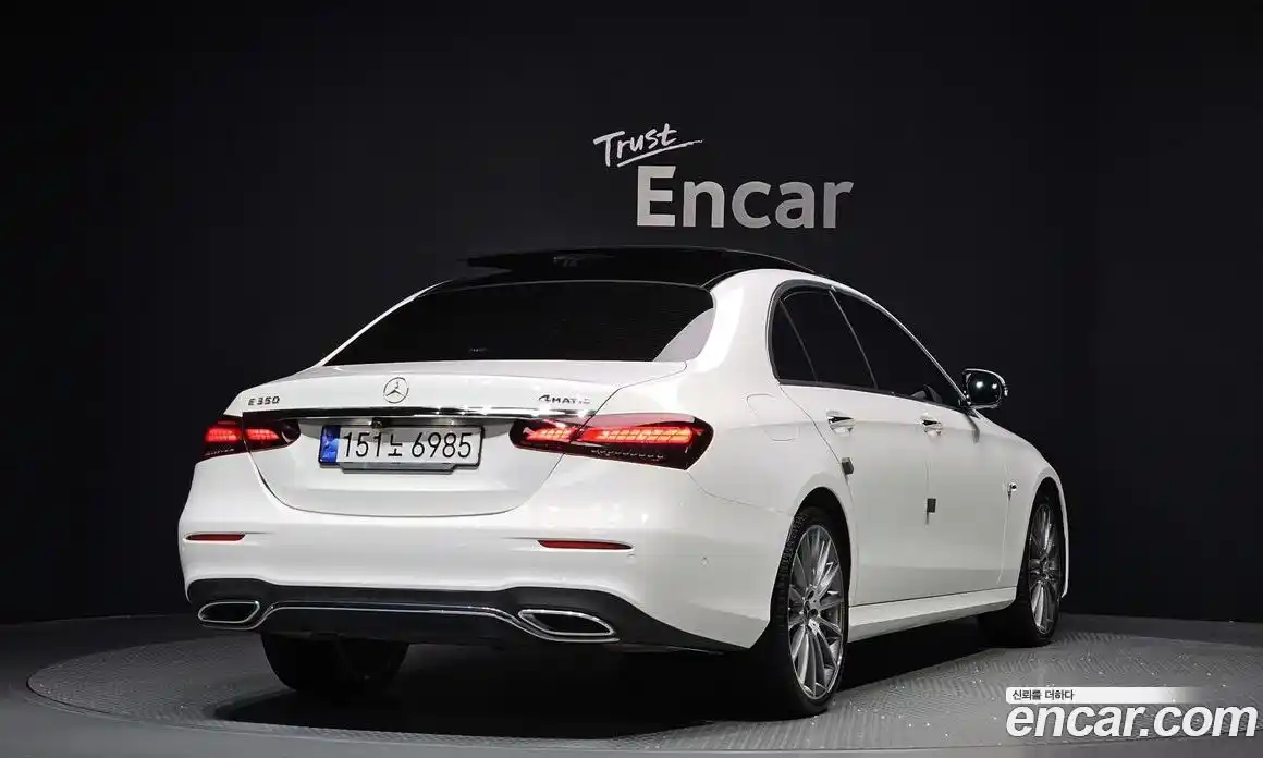 Mercedes-Benz E-Class 2021 2.0 Автомат в Москве № 160884, фото 8