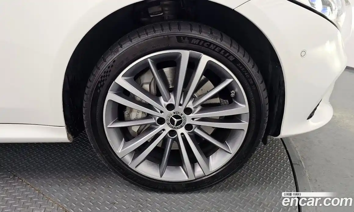 Mercedes-Benz CLS-Class 2019 2.9 Автомат в Москве № 161199, фото 3