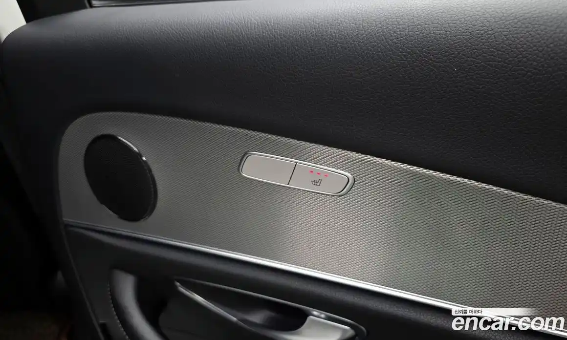 Mercedes-Benz E-Class 2018 2.0 Автомат в Москве № 161809, фото 19