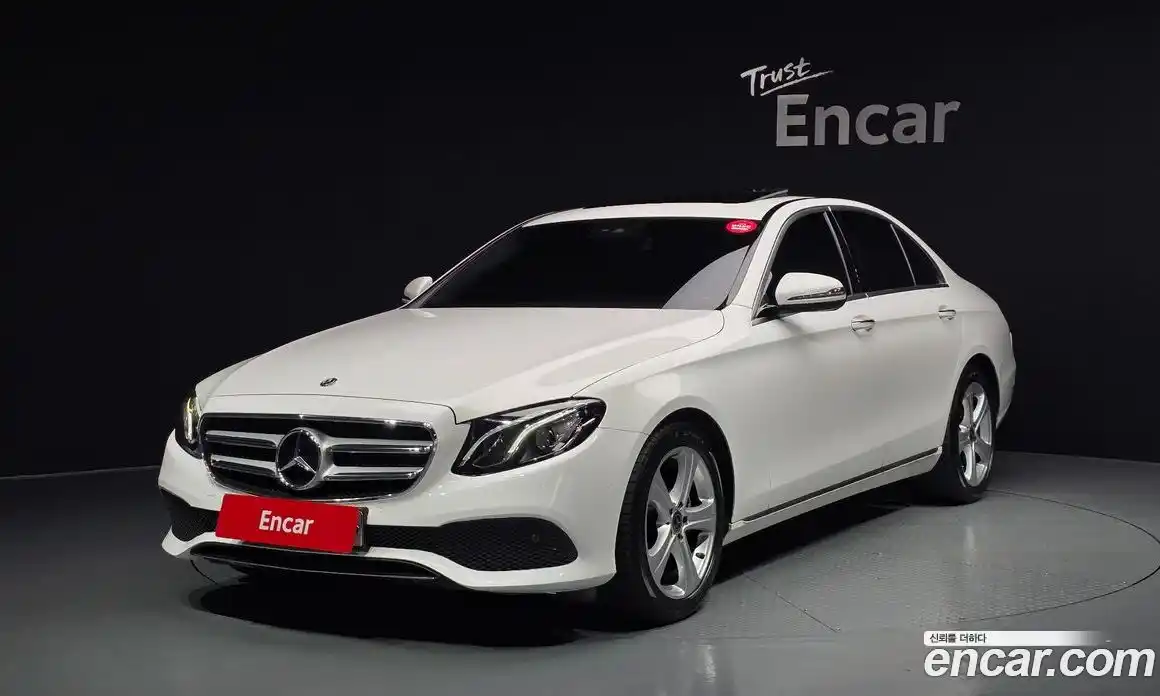 Mercedes-Benz E-Class 2018 2.0 Автомат в Москве № 161809, фото 20