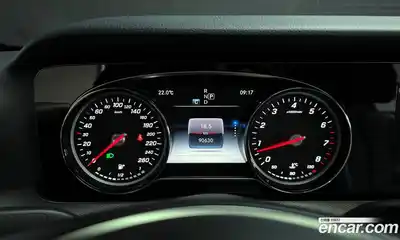 Mercedes-Benz E-Class 2018 2.0 Автомат в Москве № 161809, миниатюра 10