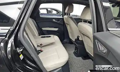 Audi Q4 e-tron 2022 0.2 Автомат в Москве № 162488, миниатюра 5