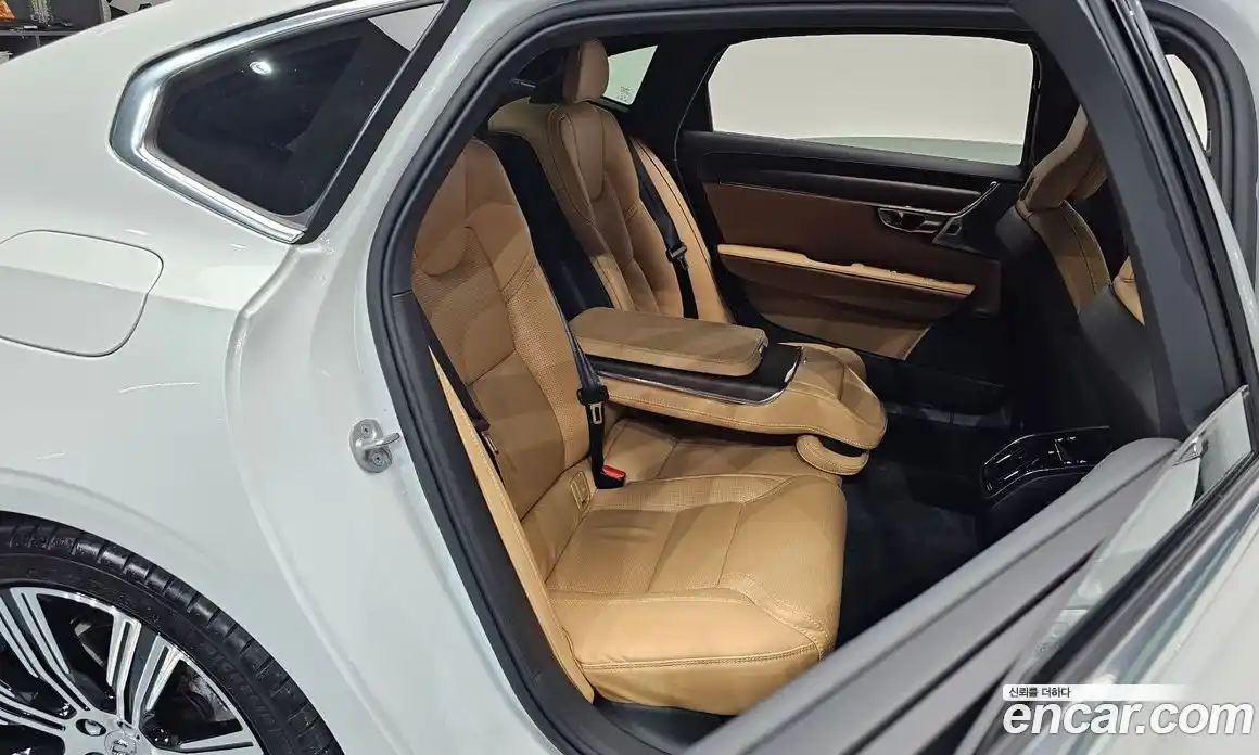 Volvo S90 2023 2.0 Автомат в Москве № 164392, фото 12