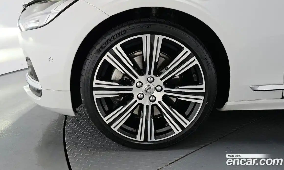 Volvo S90 2023 2.0 Автомат в Москве № 164392, фото 5