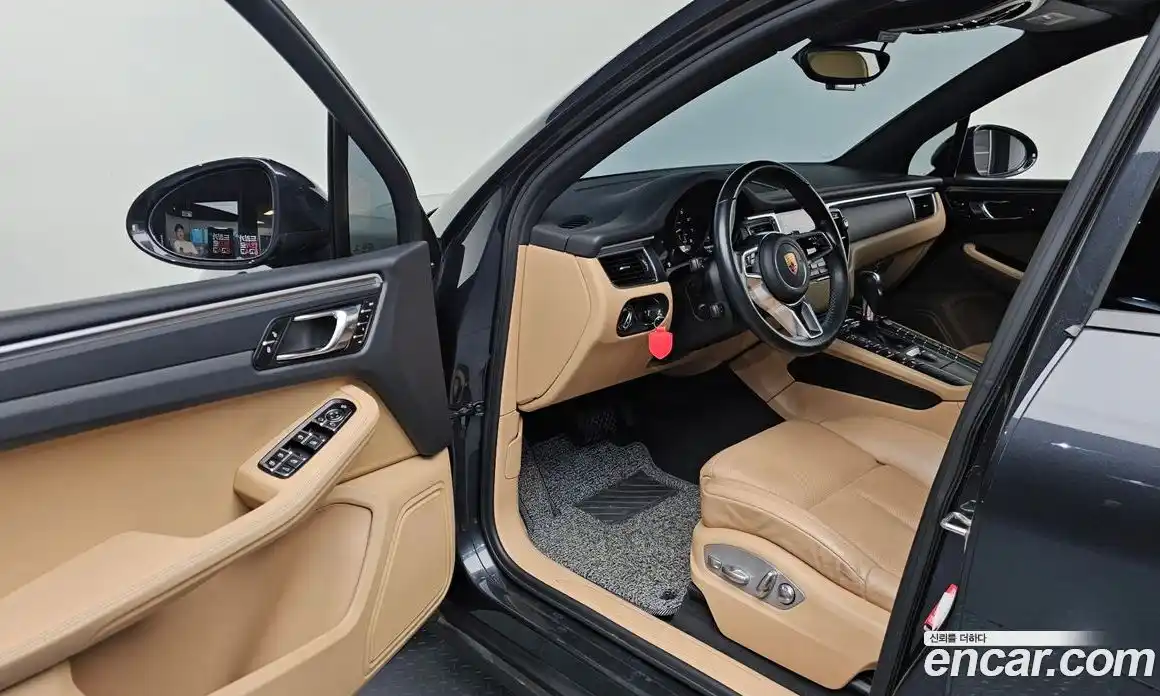 Porsche Macan 2018 2.0 Автомат в Москве № 165462, фото 17