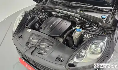 Porsche Macan 2018 2.0 Автомат в Москве № 165462, миниатюра 3