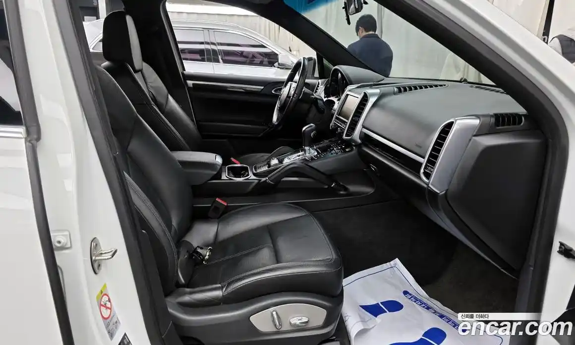 Porsche Cayenne 2013 4.1 Автомат в Москве № 165700, фото 11