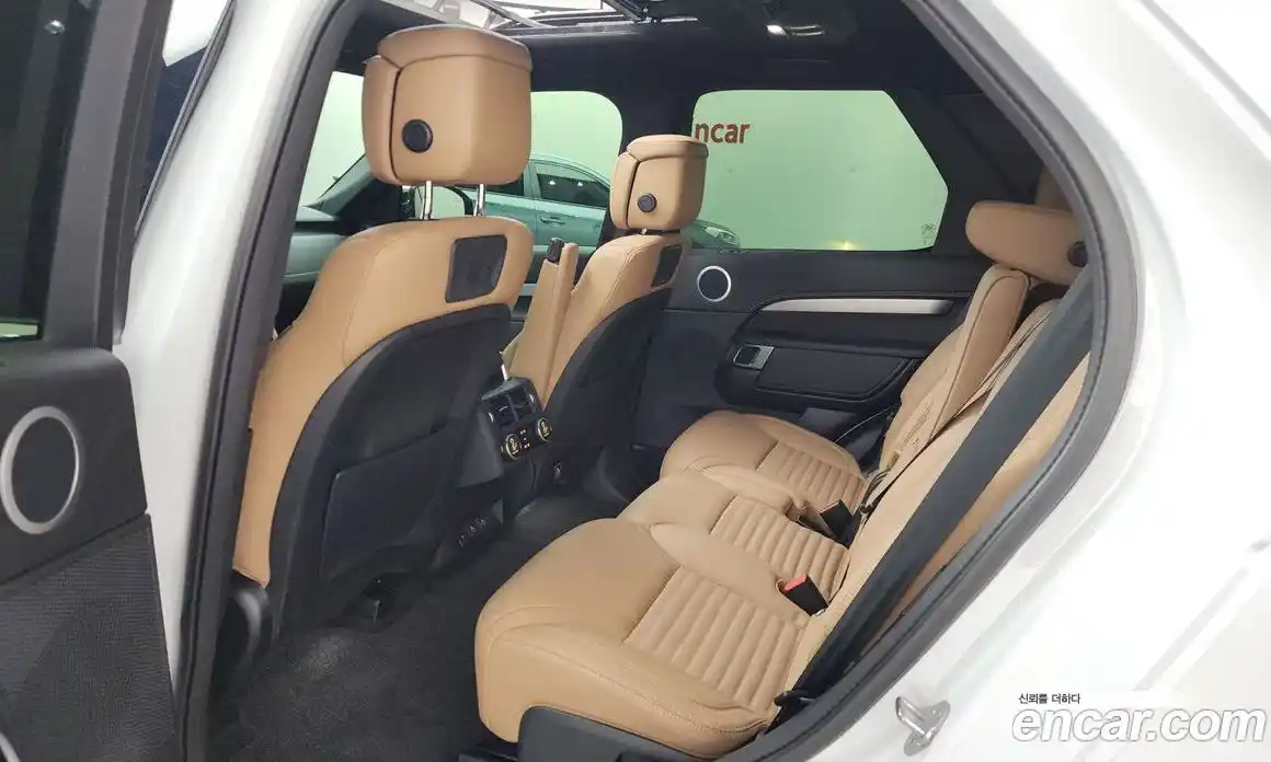 Land Rover Discovery 2024 3.0 Автомат в Москве № 165986, фото 11