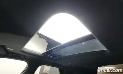 Land Rover Discovery 2024 3.0 Автомат в Москве № 165986, миниатюра 7