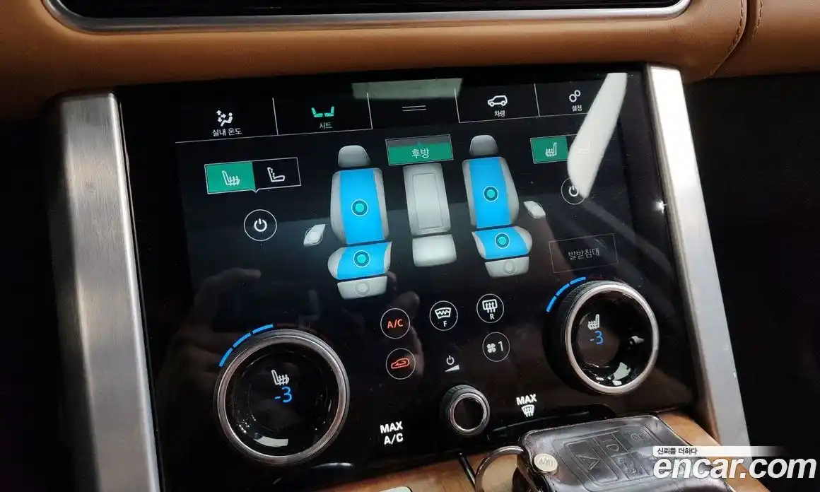 Land Rover Range-Rover 2019 4.4 Автомат в Москве № 166282, фото 2