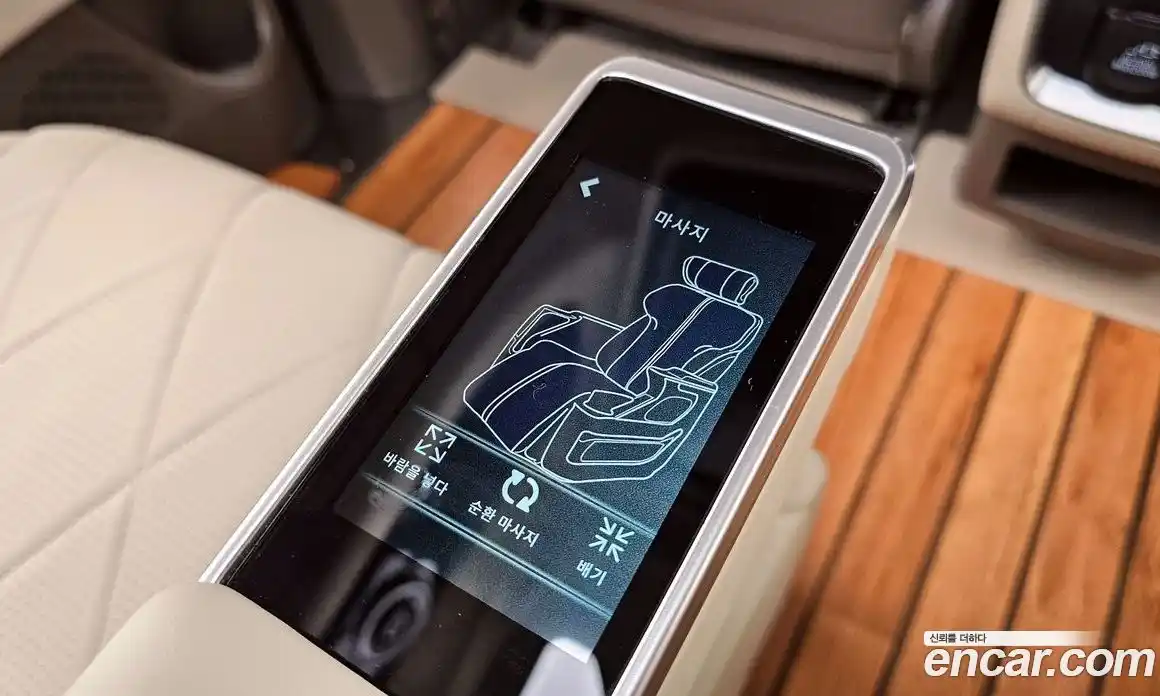 Kia Canival 2024 3.5 Автомат в Москве № 16631, фото 20