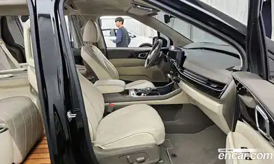 Kia Canival 2024 3.5 Автомат в Москве № 16631, миниатюра 5