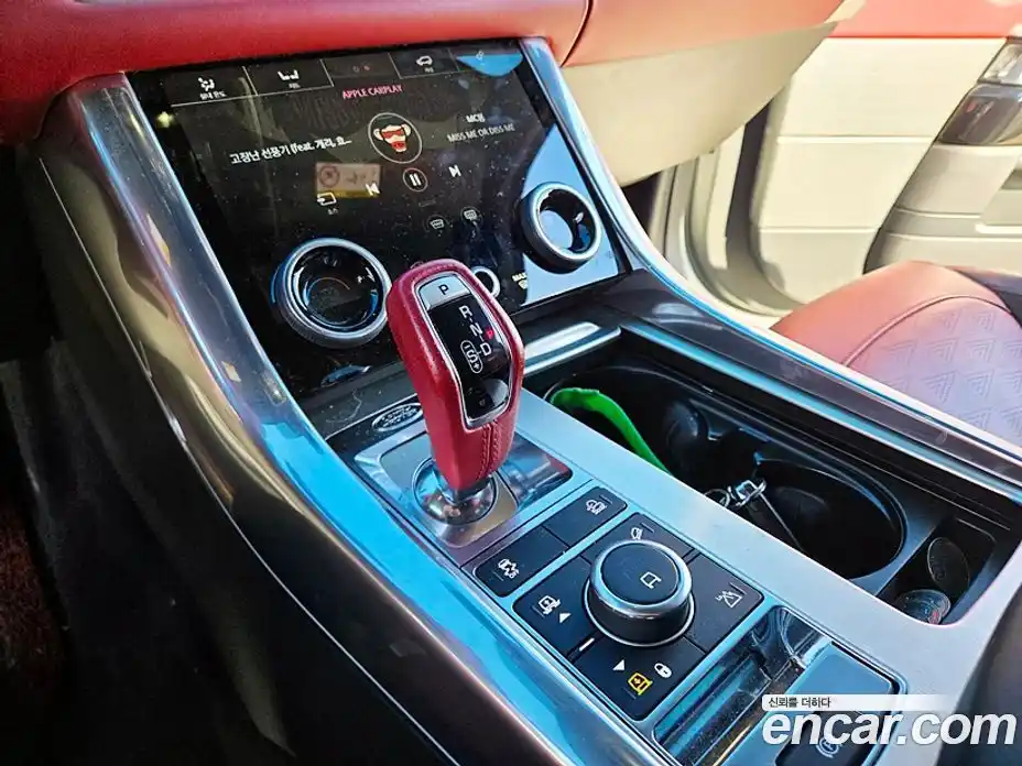 Land Rover Range-Rover Sport 2018 5.0 Автомат в Москве № 166748, фото 5