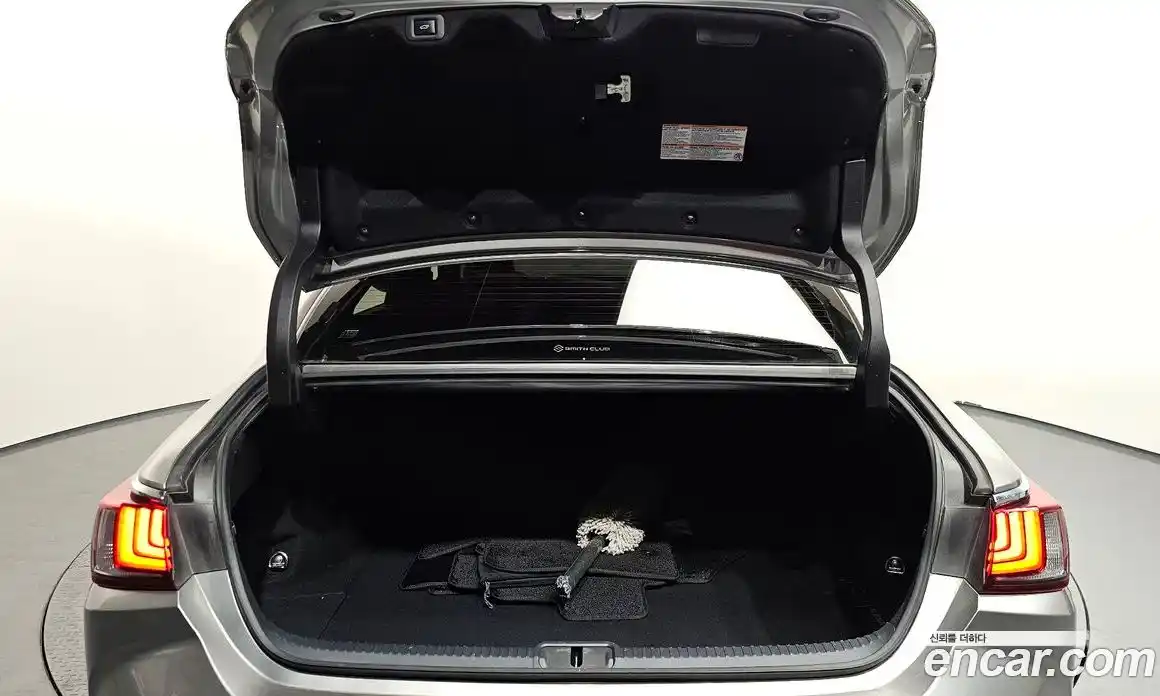 Lexus ES 2022 2.5 Автомат в Москве № 168217, фото 4