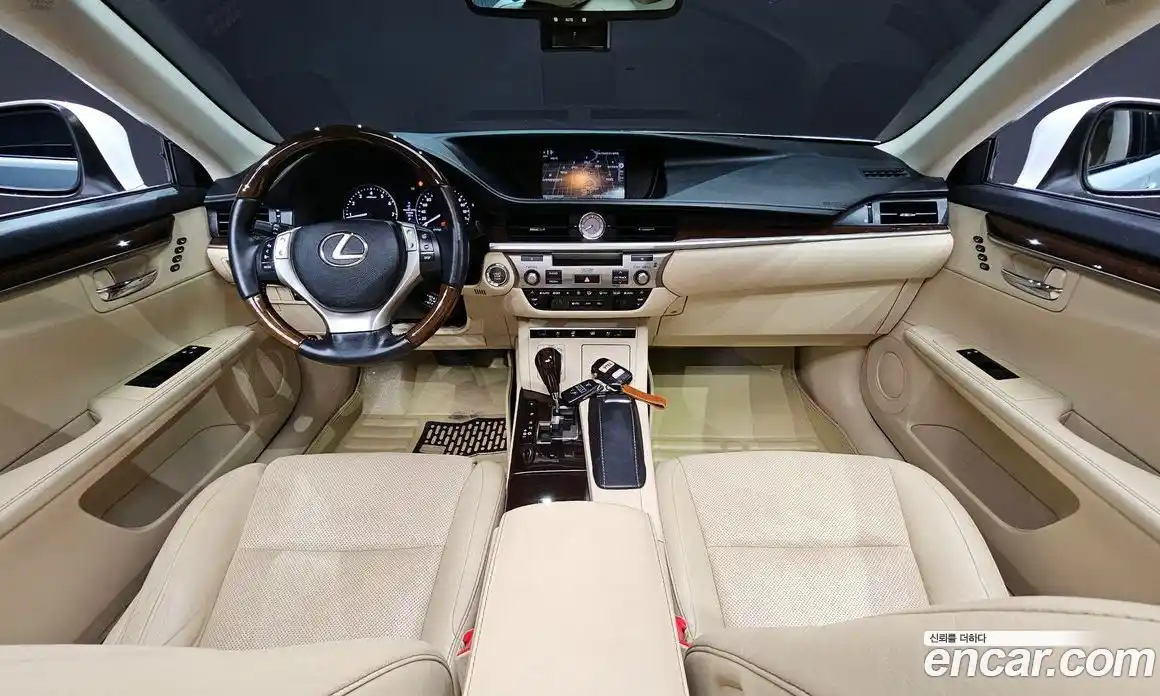Lexus ES 2013 3.5 Автомат в Москве № 168230, фото 4