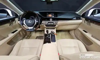 Lexus ES 2013 3.5 Автомат в Москве № 168230, миниатюра 4