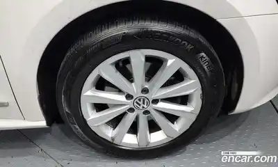 Volkswagen Passat 2015 1.8 Автомат в Москве № 168925, миниатюра 12