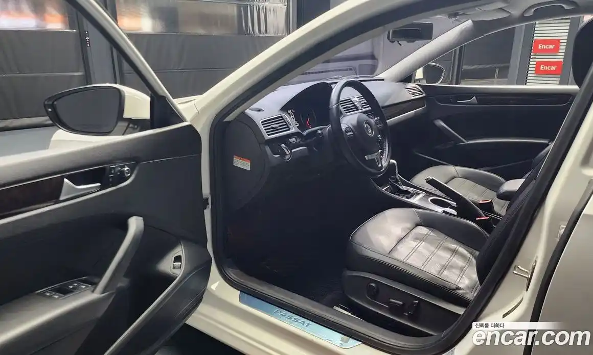 Volkswagen Passat 2015 1.8 Автомат в Москве № 168925, фото 14