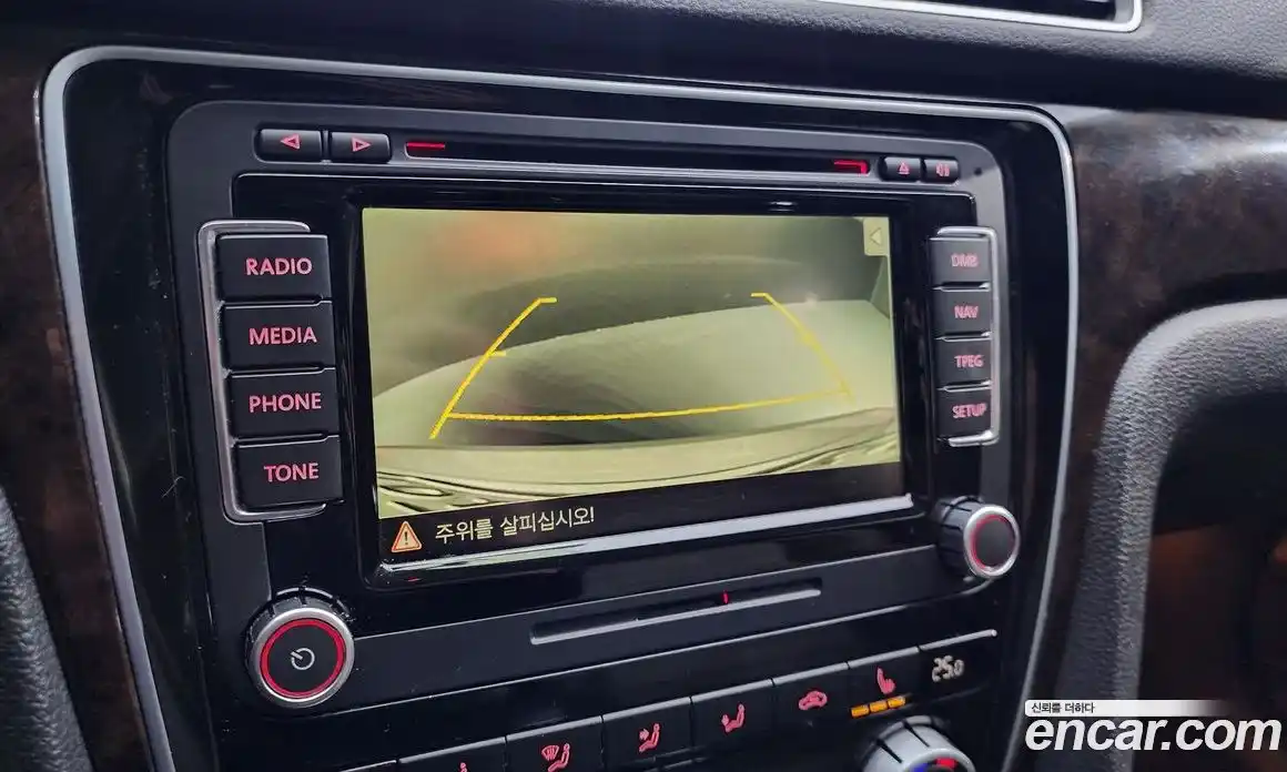 Volkswagen Passat 2015 1.8 Автомат в Москве № 168925, фото 15