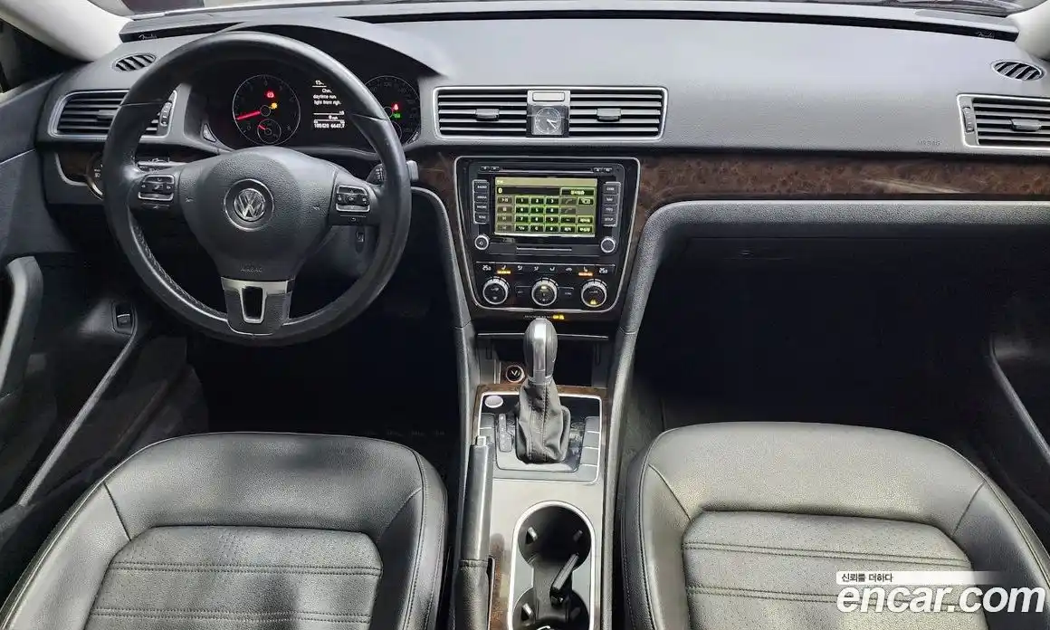 Volkswagen Passat 2015 1.8 Автомат в Москве № 168925, фото 16
