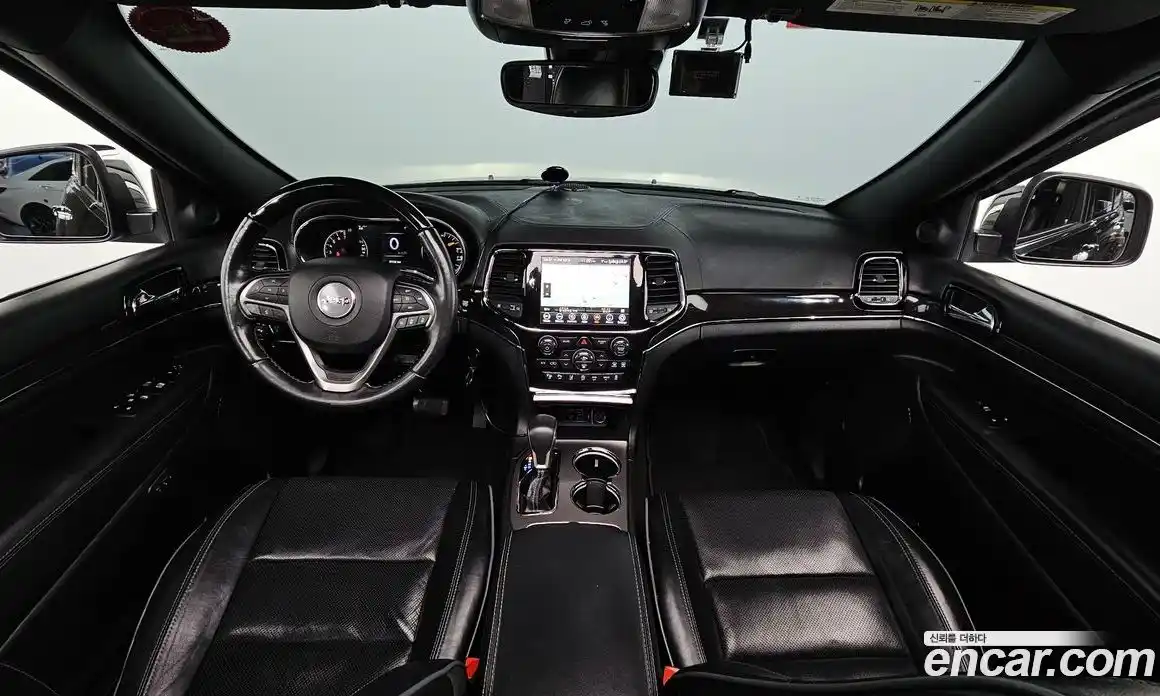 Jeep Cherokee 2021 3.6 Автомат в Москве № 169602, фото 19