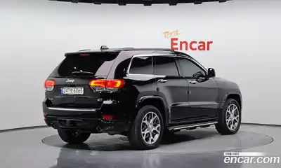 Jeep Cherokee 2021 3.6 Автомат в Москве № 169602, миниатюра 7